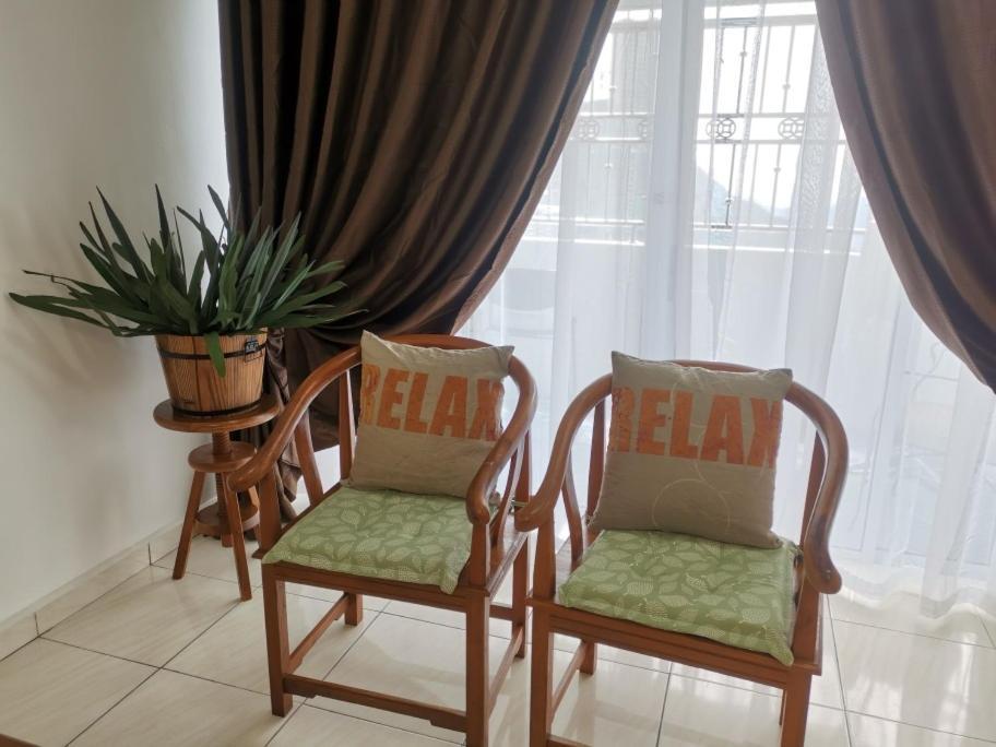 12 Pax Skyview Homestay 2 Family Room 2R2B Golden Hills Mountain View Genting Highland 겐팅 하일랜드 외부 사진