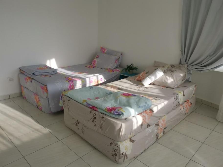 12 Pax Skyview Homestay 2 Family Room 2R2B Golden Hills Mountain View Genting Highland 겐팅 하일랜드 외부 사진