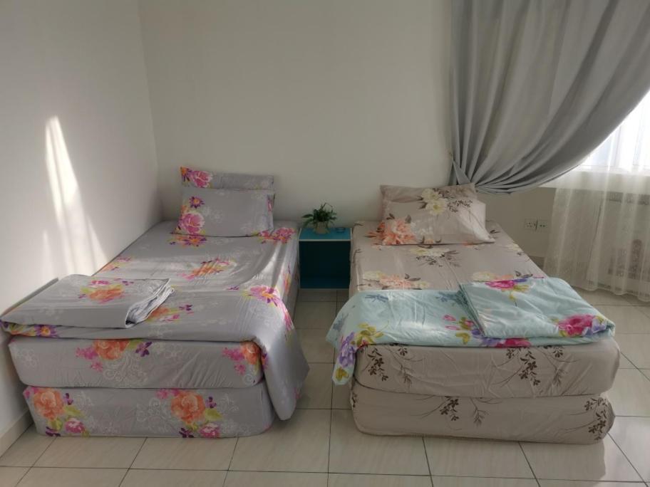 12 Pax Skyview Homestay 2 Family Room 2R2B Golden Hills Mountain View Genting Highland 겐팅 하일랜드 외부 사진