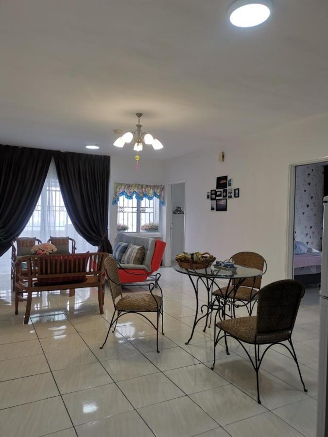 12 Pax Skyview Homestay 2 Family Room 2R2B Golden Hills Mountain View Genting Highland 겐팅 하일랜드 외부 사진